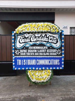 Papan Bunga Duka di Pundungsari